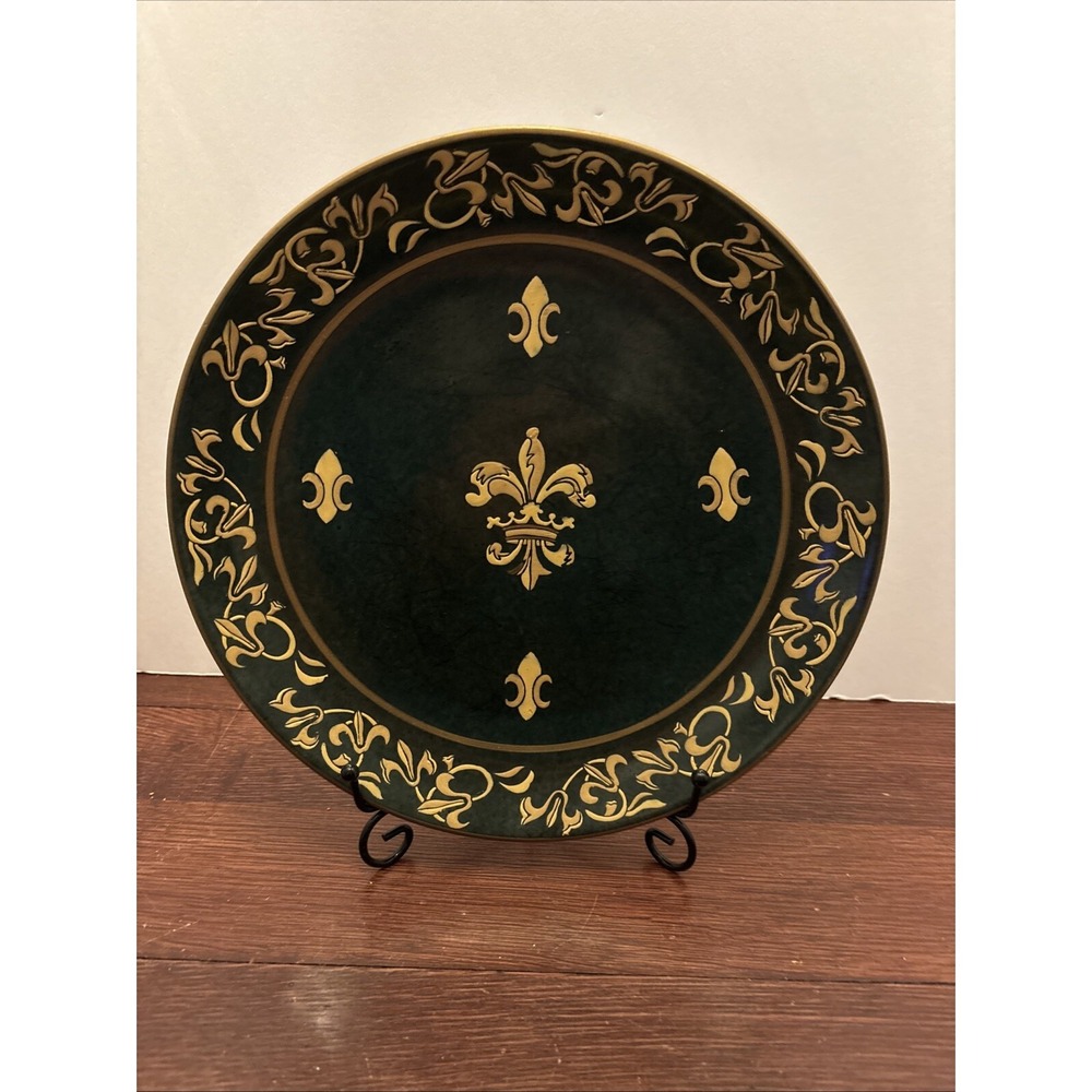 Fluer de Lis plate by Andrea Sadek dark green Gold Decorative 10"